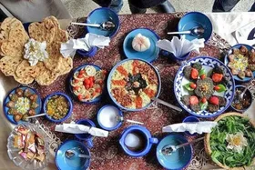 برگزاری رویدادی خوشمزه در فرهنگ&zwnj;سرای بهشت مشهد | مادران با سفره رنگین غذای سنتی میزبان مردم شدند