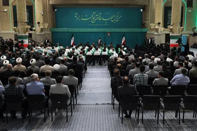 عکس‌هایی از دیدار اعضای کاروان‌های اعزامی ایران به بازی‌های المپیک و پارالمپیک ۲۰۲۴ پاریس