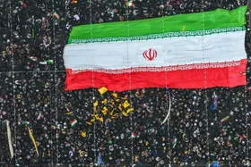 نیویورک&zwnj;تایمز: راهپیمایی ایرانی&zwnj;ها &laquo;نمایش ایستادگی&raquo; مردم ایران بود