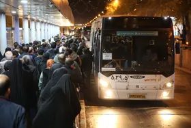 سرویس دهی رایگان ۱۱۰۰ دستگاه اتوبوس در مسیرهای منتهی به حرم مطهر رضوی در شب&zwnj;های قدر