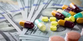 ظریف: محدودیت آفرین برای واردات دارویی علیه ایران جنایت بشری است