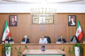 با تصویب هیئت دولت، مالیات بر ارزش افزوده برخی کالا&zwnj;ها از جمله کالا&zwnj;های اساسی و نهاده&zwnj;ها از ۱۰ به یک درصد کاهش یافت