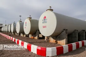 ستاد اجرایی فرمان امام(ره) به کمک صنعت نفت می&zwnj;آید