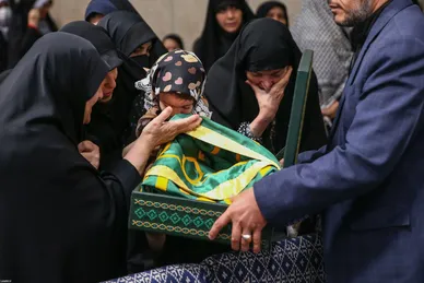 گزارش تصویری | سخنرانی رهبر معظم انقلاب در مراسم عزاداری شهادت امام رضا(ع)