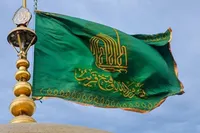آئین تعویض پرچم گنبد و پوش ضریح مطهر امام رضا(ع) برگزار شد