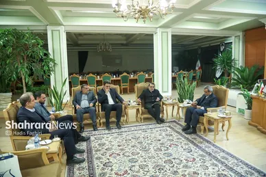 گزارش تصویری | دیدار احسان حدادی، رئیس فدراسیون دوومیدانی، با استاندار خراسان رضوی