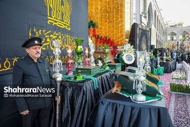 آئین اذن عزای حسینی و تعویض پرچم گنبد حرم مطهر رضوی