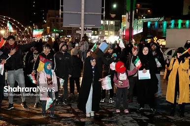 شادی مردم مشهد بعد از برد تیم ملی ایران مقابل ژاپن