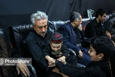 مراسم «علم کشی» مهاجران افغانستانی در مشهد