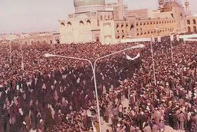 حرم مطهر رضوی؛ میعادگاه خروش علیه طاغوت | نقش حرم مطهر در مقابله با رژیم منحوس پهلوی در دوران انقلاب اسلامی&nbsp;