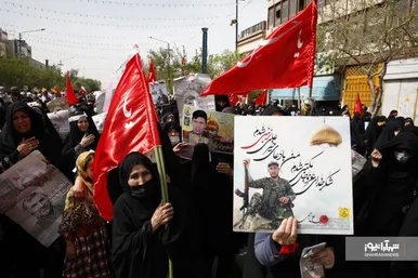حضور پر تعداد مهاجران افغانستانی در مراسم تشییع پیکر شهید حجت‌الاسلام اصلانی
