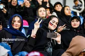 روزی متفاوت در فوتبال مشهد | سکوهایی که بالاخره به روی بانوان باز شد