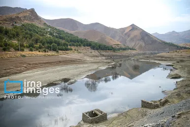 گزارش تصویری | مدرسه‌ای در آن سوی مسیرهای گلی