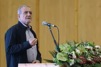 رئیس جمهور: کمک دانشگاهیان برای برون رفت از مشکلات ضروری است