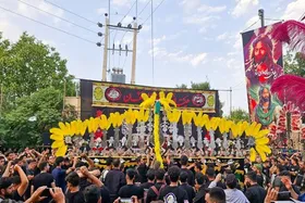 آیین سنتی علم&zwnj;کشی در سومین روز شهادت امام حسین (ع) + فیلم