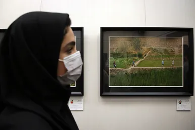 نمایشگاه گروهی عکس «آن‌کادر»