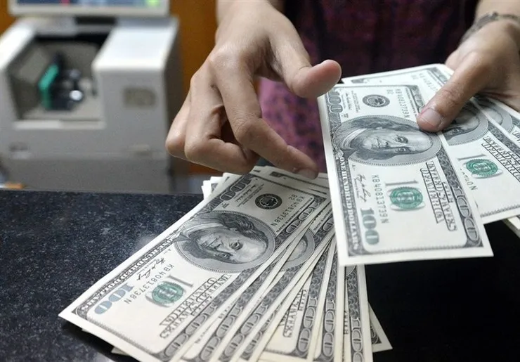 نرخ دلار تا زیر ۲۰ هزار تومان سقوط می‌کند؟