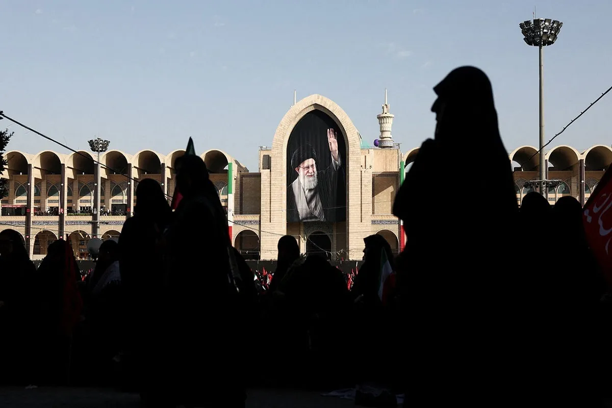 مستندسازان برای ثبت «آیین‌ وداع و تشییع رهبر شهید» بزرگ‌ترین بدرقه تاریخ معاصر دست به کار شدند
