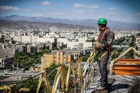 وزارت کار برای دستمزد کارگران به دنبال تفسیر قانون به نفع خود است