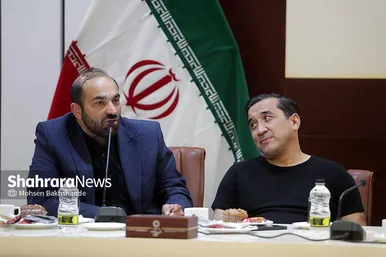 گزارش تصویری | مراسم تجلیل شهرداری از افتخارآفرینان فوتبال پایه مشهد در کشور
