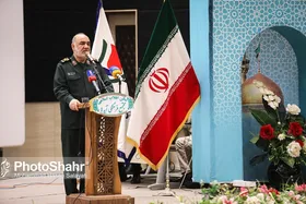 فرمانده کل سپاه: خبرنگاران با نشرِ اکاذیبِ رسانه&zwnj;های دشمن مقابله کنند