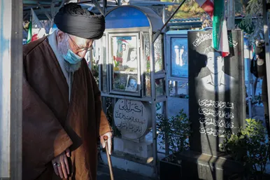 حضور رهبر معظم انقلاب در مرقد مطهر امام خمینی(ره) و گلزار شهیدان