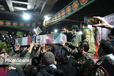 مراسم تدفین پیکر مطهر سه شهید گمنام در میدان شهدا مشهد