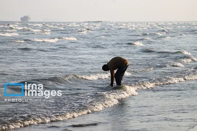 گزارش تصویری | آخرین چهارشنبه ماه صفر در ساحل بندرعباس
