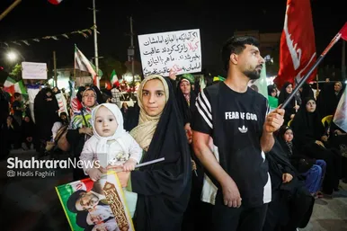 گزارش تصویری | حضور امیرحسین ثابتی، نماینده مردم تهران در هشتادوهفتمین شب حضور مردم مشهد در خیابان (۵ خرداد ۱۴۰۵)