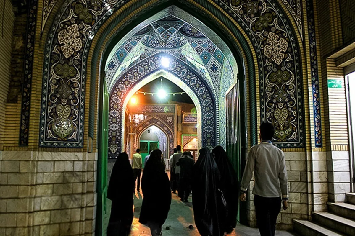 مساجد در ساماندهی، اسکان و پذیرایی از زائران تشییع پیشگام هستند