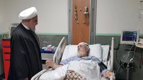 عیادت رئیس جمهور از حجت&zwnj;الاسلام والمسلمین شهیدی