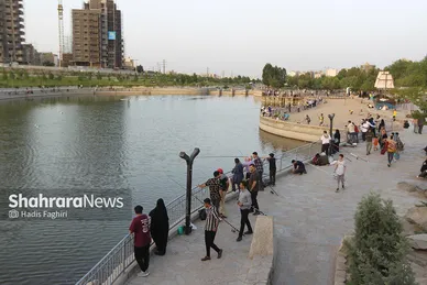 جشنواره ماهیگیری در رود پارک مشهد