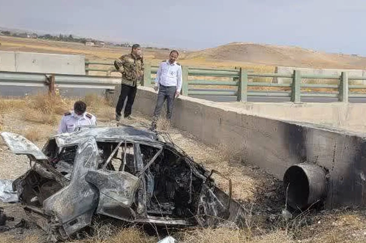 جان‌باختن ۲ نفر در حادثه واژگونی و حریق خودرو در کمربند سبز مشهد + عکس (۱۵ مهر ۱۴۰۳)