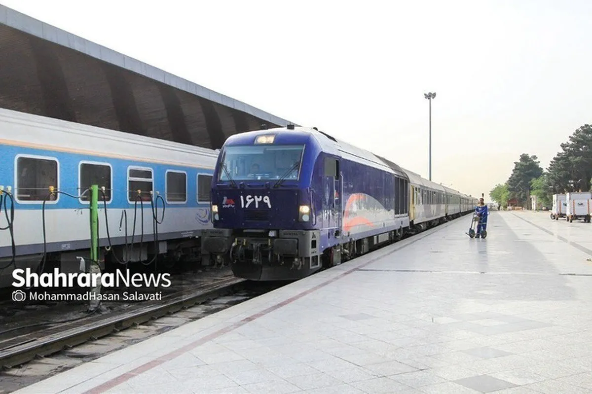 فروش بلیت فوق‌العاده قطار مشهد، از امروز ۹ صبح (۱۹ اردیبهشت ۱۴۰۳)