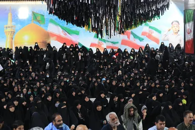 مراسم چله دعای عهد در جوار مزار شهدای گمنام