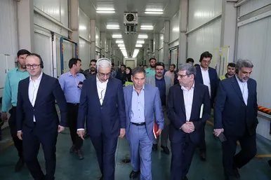 بازدید رییس سازمان بورس و ارواق بهادار از چند واحد صنعتی در مشهد