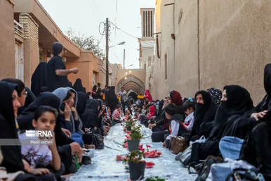 افطاری در کوچه گلچینان یزد