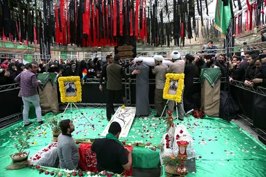 آئین تشییع و تدفین «شهید گمنام» در دانشکده شهید منتظری مشهد