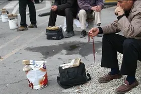 یک کارگر روزمزد هزینه زندگی خود را از کجا تأمین کند؟!