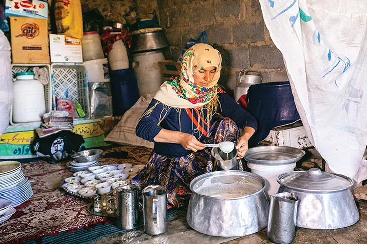کوچ نشینی با تبلت و نیسان آبی