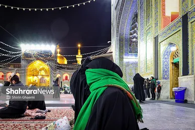 گزارش تصویری | مراسم احیای دومین شب قدر در حرم مطهر امام رضا (ع) -۲