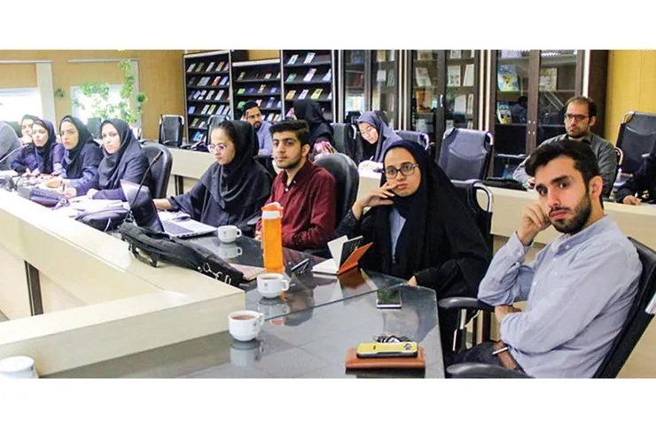 بررسی نظرات طرح محله ما