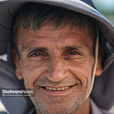گزارش تصویری | خادمان فیروزه ای در خیابان های نجف