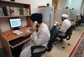 خدمت رسانی ۱۱ دفتر پاسخگویی به سوالات دینی در ماه رمضان در حرم مطهر رضوی