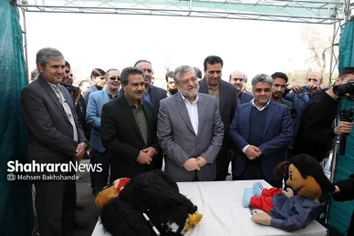پویش سراسری درخت‌کاری در بوستان جهانشهر