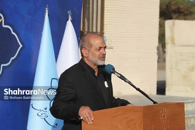 آیین رونمایی از ۳۰ دستگاه میدل باس