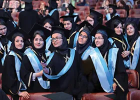 زنان پس از انقلاب به چه جایگاهی رسیدند؟ | از رشد ۵۶ درصدی تعداد دانشجویان دختر تا حضور زنان در مناصب سیاسی