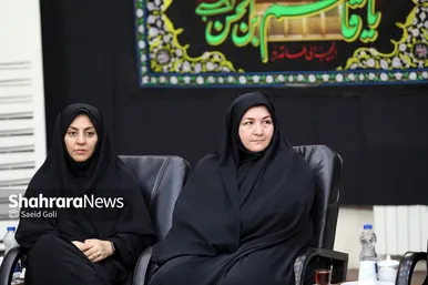 دیدار جمعی از خبرنگاران و کارمندان مؤسسه فرهنگی شهرآرا با نماینده ولی‌فقیه در خراسان‌رضوی