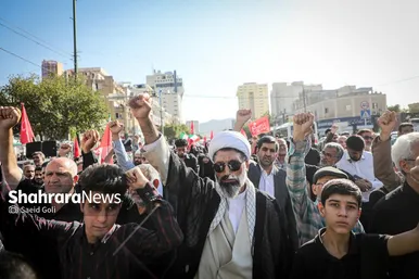 گزارش تصویری | تشییع و خاکسپاری پیکر دو شهید حادثه بلوار وکیل‌آباد