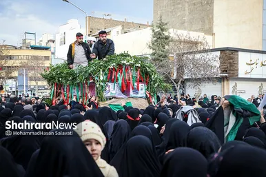 تشییع دو تن از شهدای حمله تروریستی کرمان در مشهد